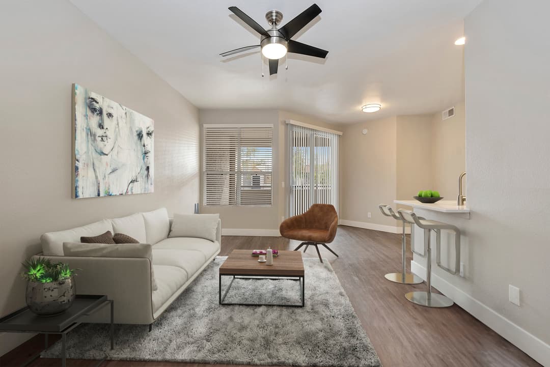 Fully furnished apartment in Phoenix, AZ